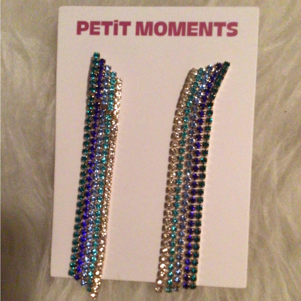 NEW! Petit Moments cascade Azure earrings